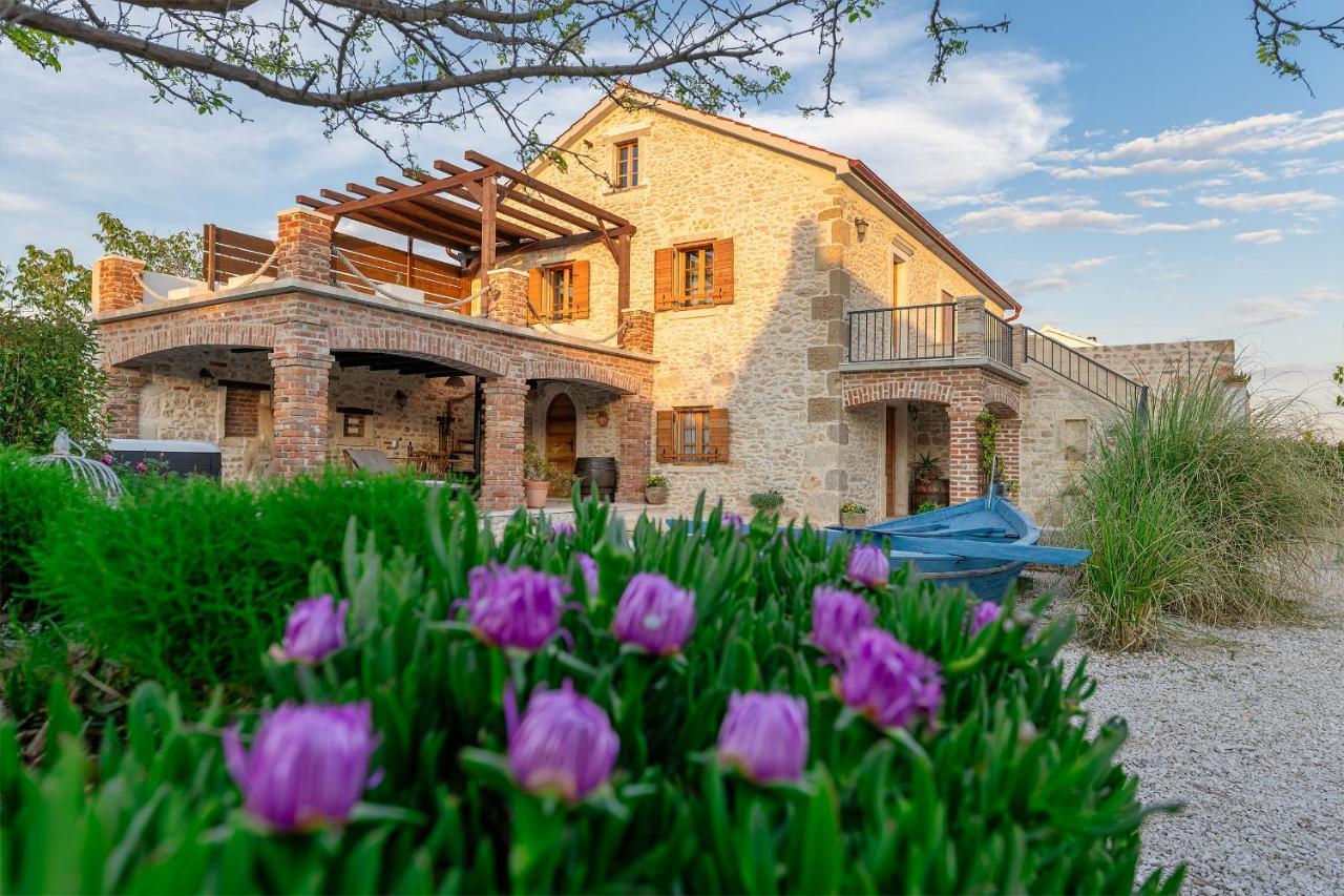 Villa Romantika Dalmacija Нін Екстер'єр фото
