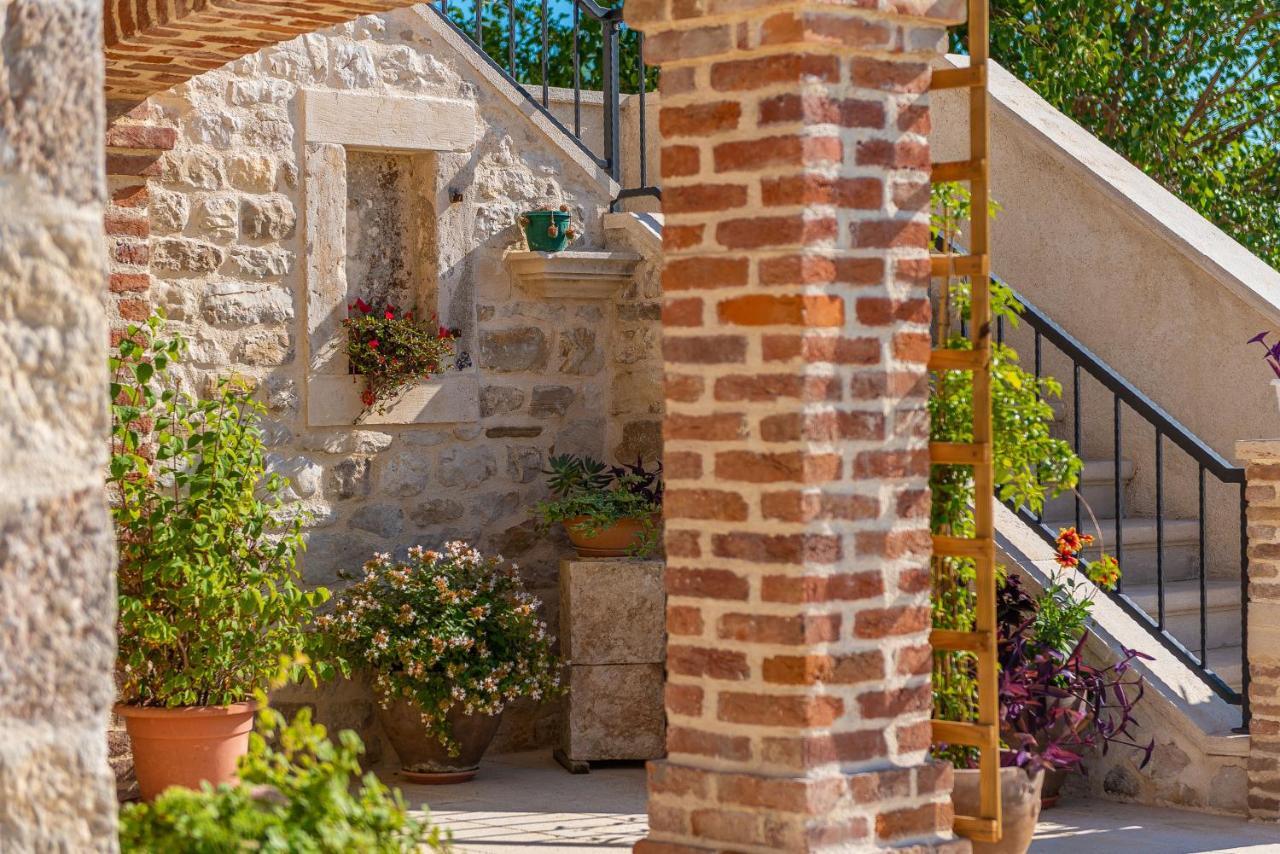 Villa Romantika Dalmacija Нін Екстер'єр фото